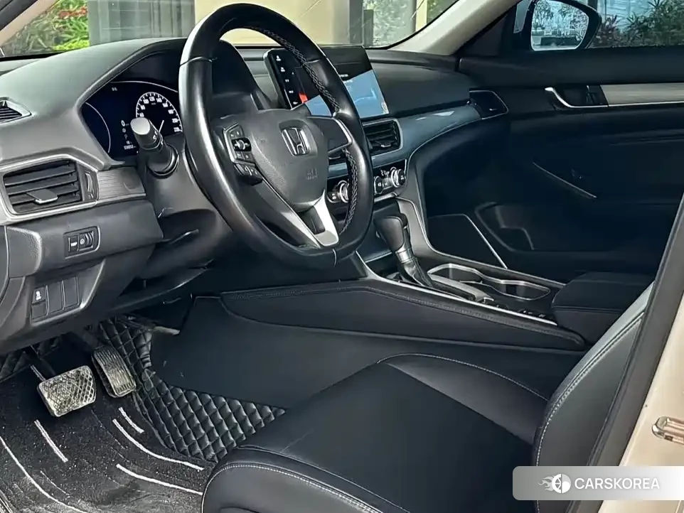 Honda Accord 2022 Белый из Китая, фото 5