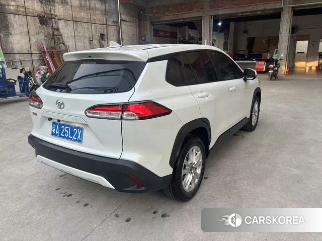 Toyota Corolla 2023 Белый из Китая, фото 5