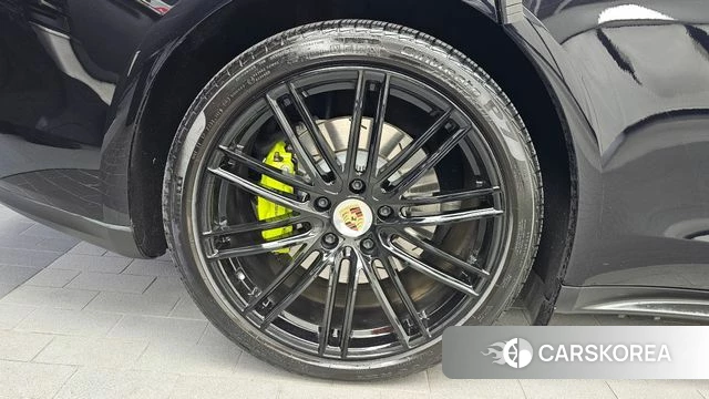 Porsche Panamera (971) id 5003946 из Кореи 30