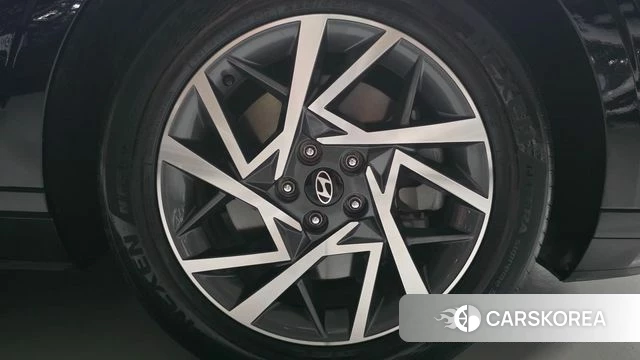 Hyundai Grandeur (GN7) id 5011984 из Кореи 13