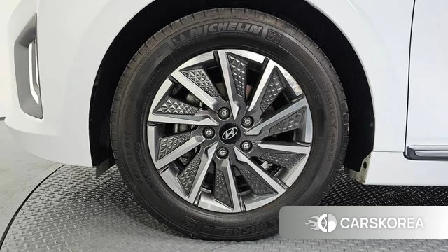 Hyundai The New Ionic Electric id 4642284 из Кореи 25