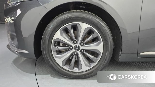 Kia K8 Hybrid id 5012015 из Кореи 30