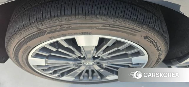 Hyundai Santa Fe (MX5) id 4696293 из Кореи 14