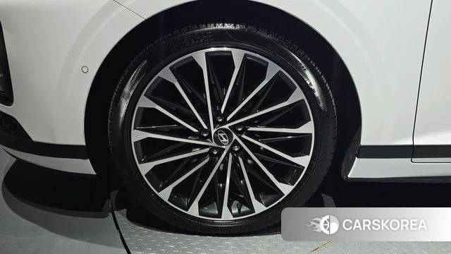 Hyundai Grandeur Hybrid (GN7) id 5045575 из Кореи 30