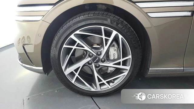 Genesis G90 (RS4) id 4929579 из Кореи 15