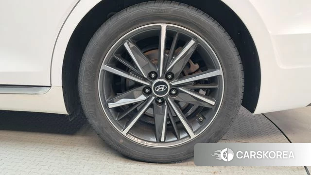 Hyundai The New Grandeur IG id 4675843 из Кореи 33