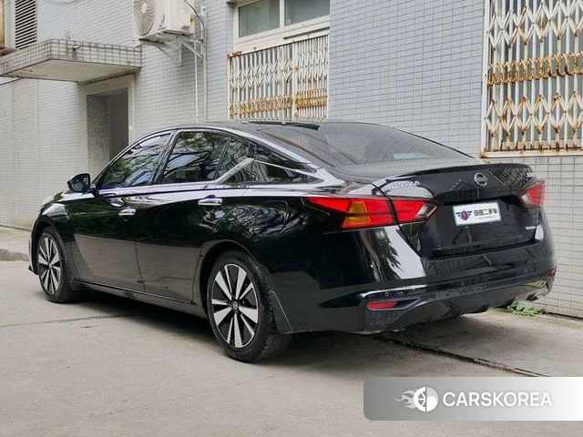 Nissan Altima 2022 Черный из Китая, фото 5