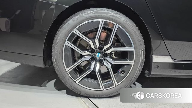 BMW i7 (G70) id 5011697 из Кореи 28