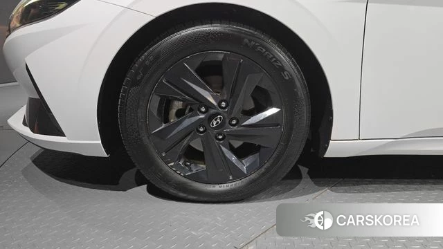 Hyundai Avante Hybrid (CN7) id 5027161 из Кореи 15