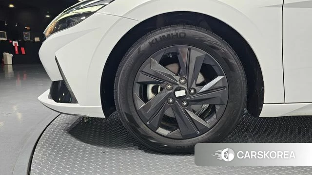 Hyundai Avante (CN7) id 4585686 из Кореи 27