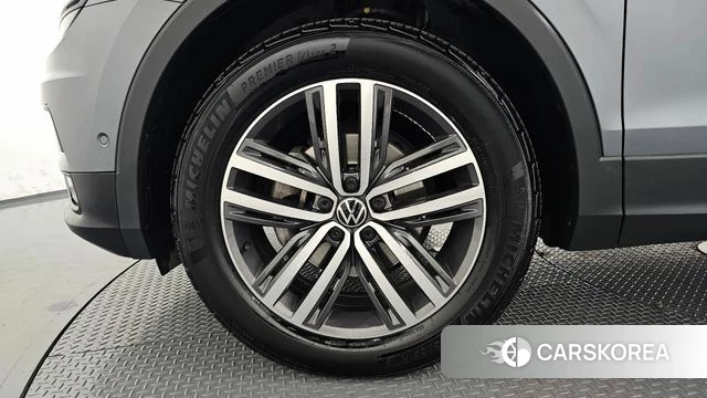 Volkswagen Tiguan Allspace id 4930213 из Кореи 15