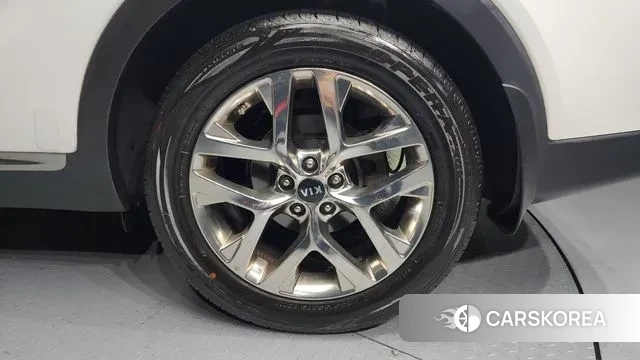 Kia The New Sorento id 3661618 из Кореи 15