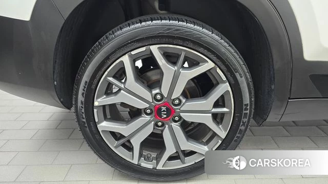 Kia Seltos id 4993161 из Кореи 15