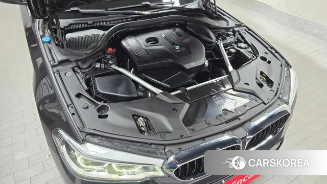 BMW 5 Series (G30) id 5035628 из Кореи 28