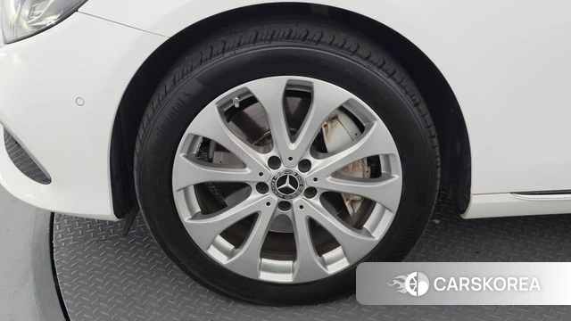 Mercedes-Benz E-Class W213 id 4993156 из Кореи 28