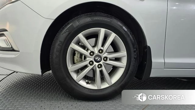 Hyundai LF Sonata id 4873169 из Кореи 15