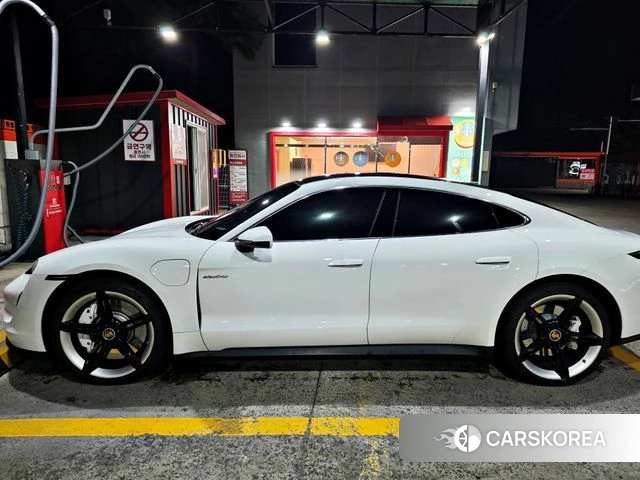 Porsche Taycan id 4943274 из Кореи 13