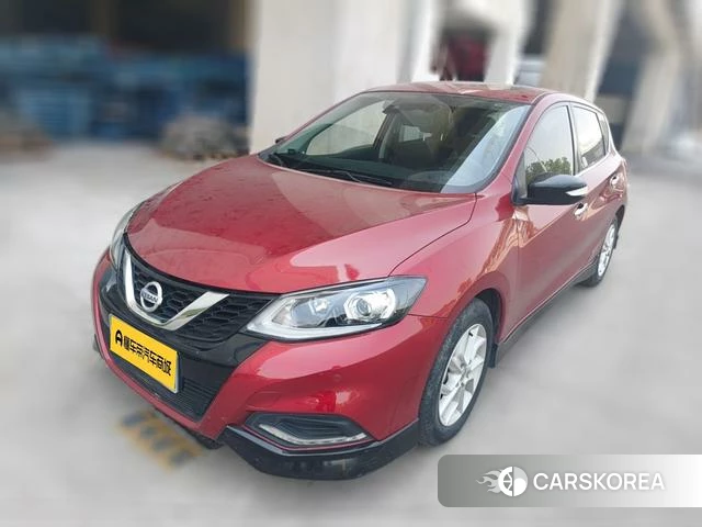 Nissan Tiida 2021 Красный из Китая, фото 5