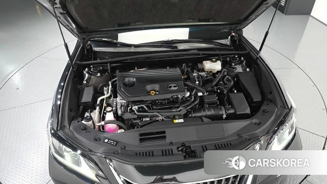 Lexus ES300h 7th generation id 4929388 из Кореи 28