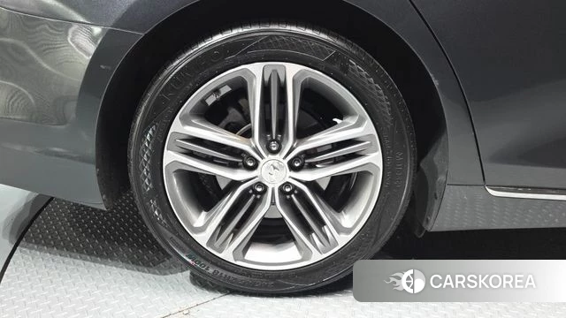 Hyundai Grandeur IG id 4180358 из Кореи 15