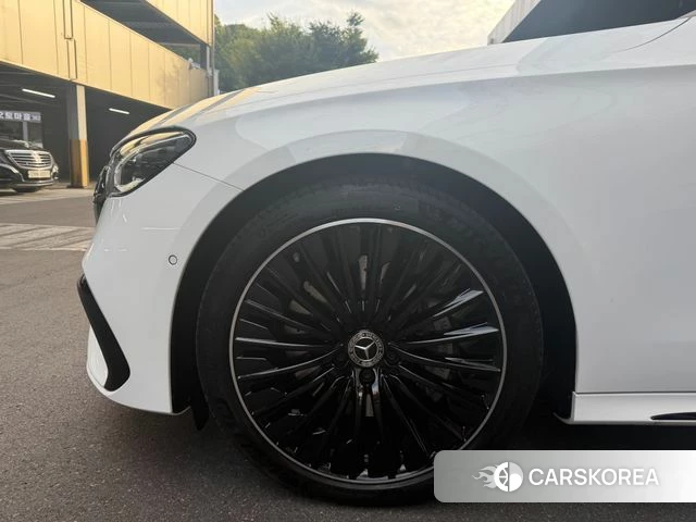 Mercedes-Benz E-Class W214 id 4947043 из Кореи 9