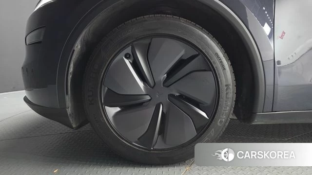 Tesla Model Y id 5025973 из Кореи 32