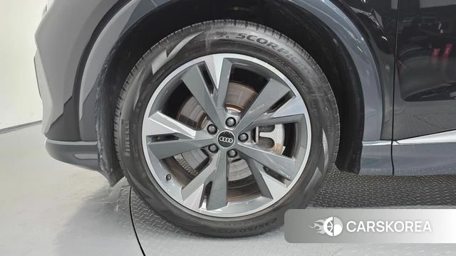 Audi Q4 e-Tron (F4) id 4517674 из Кореи 25
