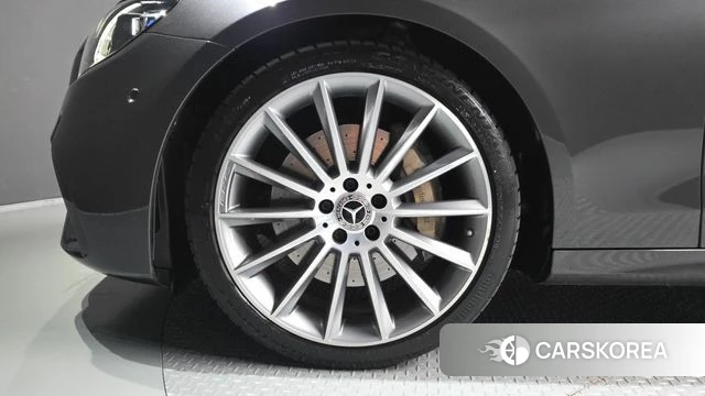 Mercedes-Benz E-Class W213 id 5027903 из Кореи 27
