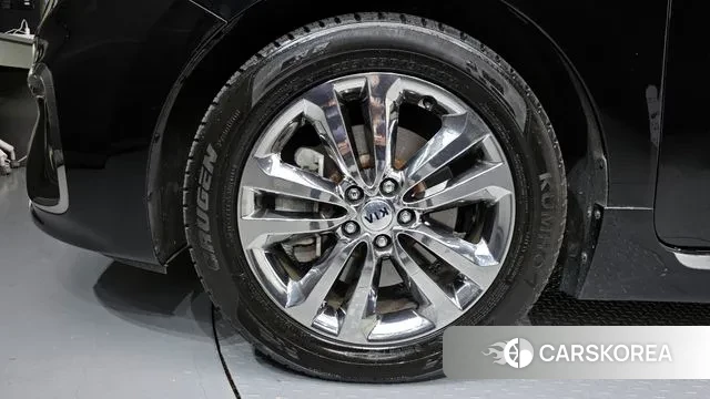 Kia The New Carnival id 3396682 из Кореи 15