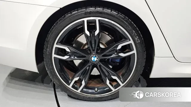 BMW 5 Series (G30) id 3641515 из Кореи 15