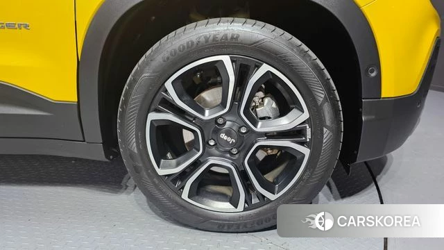 Jeep Avengers id 3316309 из Кореи 15