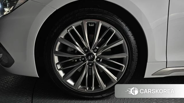 Hyundai Grandeur IG id 4377936 из Кореи 15