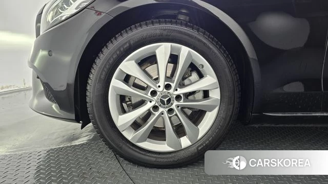 Mercedes-Benz C-Class W205 id 5035150 из Кореи 28