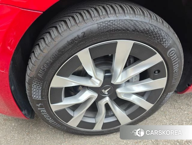 Tesla Model 3 2022 Красный из Кореи, фото 6