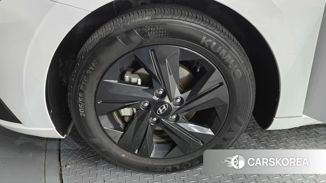 Hyundai Avante (CN7) id 4323121 из Кореи 28