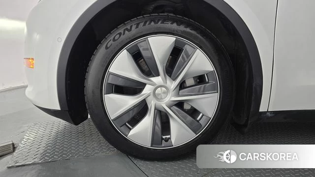 Tesla Model Y id 4863814 из Кореи 28