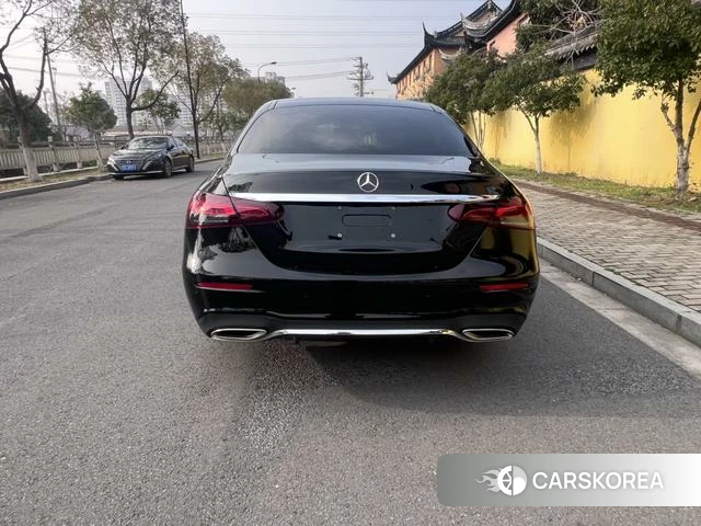 Mercedes-Benz E-Class 2023 Черный из Китая, фото 5