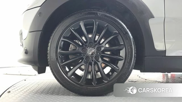 Mini Cooper Clubman id 4768049 из Кореи 31