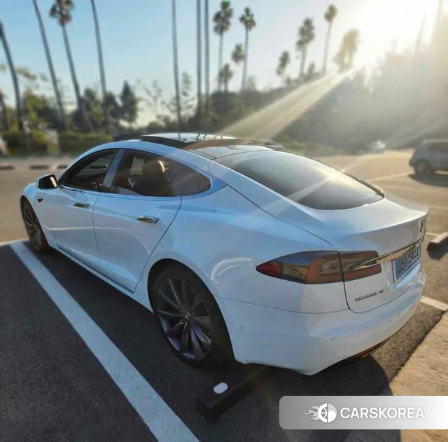 Tesla Model S id 4967786 из Кореи 15