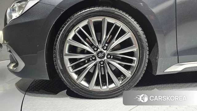 Hyundai Grandeur IG id 4760483 из Кореи 28