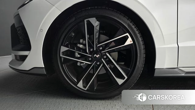 Hyundai Sonata D Edge (DN8) id 4975199 из Кореи 32