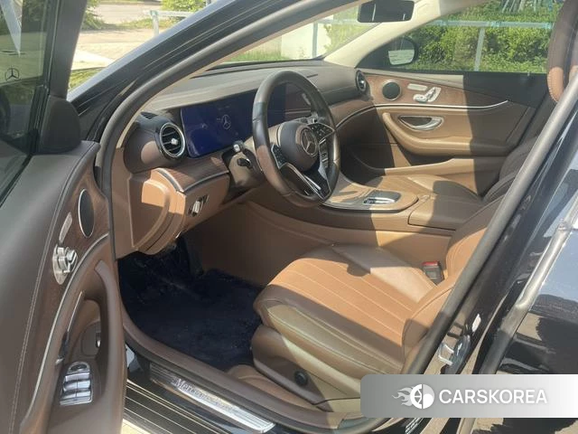 Mercedes-Benz E-Class 2022 Черный из Китая, фото 6