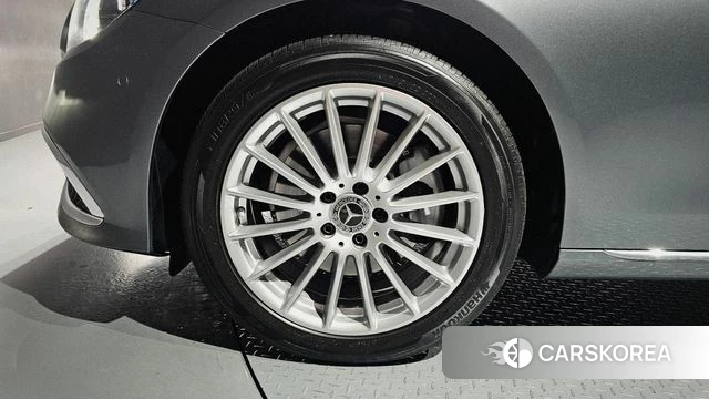 Mercedes-Benz E-Class W213 id 4930193 из Кореи 25
