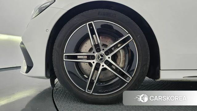 Mercedes-Benz E-Class W214 id 4995885 из Кореи 31