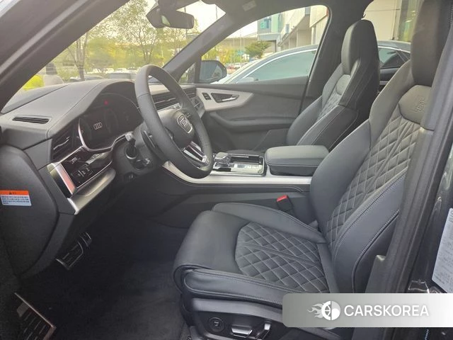 Audi Q7 (4M) 2026 Серый из Кореи, фото 5