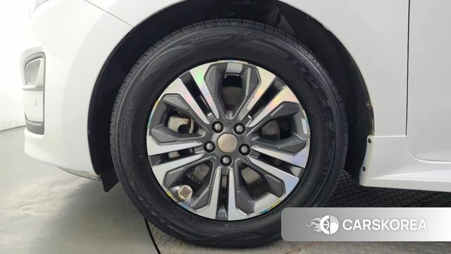 Kia The New Carnival id 4987946 из Кореи 27