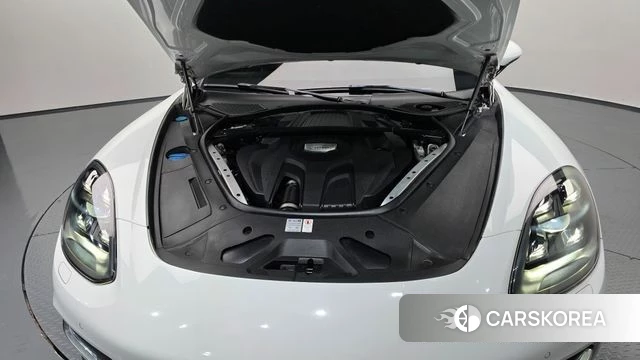 Porsche Panamera (971) id 5013859 из Кореи 32