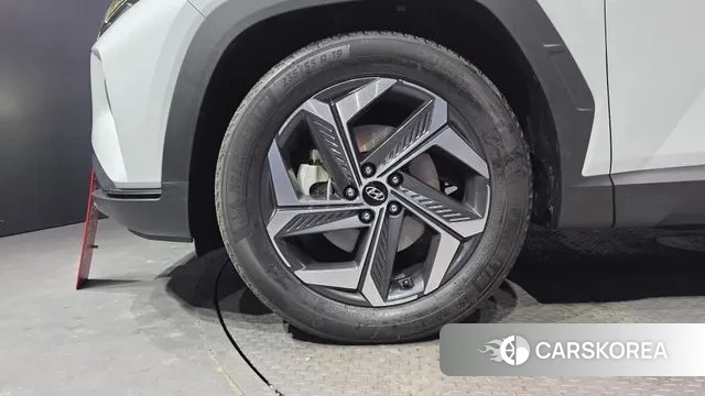 Hyundai Tucson (NX4) id 3595319 из Кореи 15