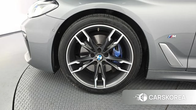BMW 5 Series (G30) id 4942312 из Кореи 30