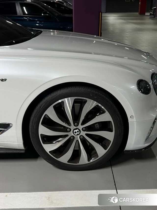 Bentley Continental GT 3rd Generation id 4951489 из Кореи 8